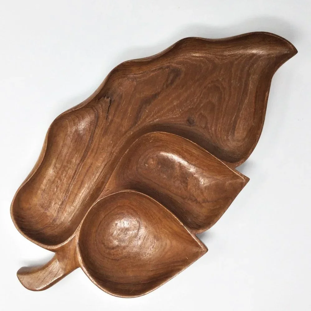 Wooden Hand Crafted Serving Plate Leaf Design